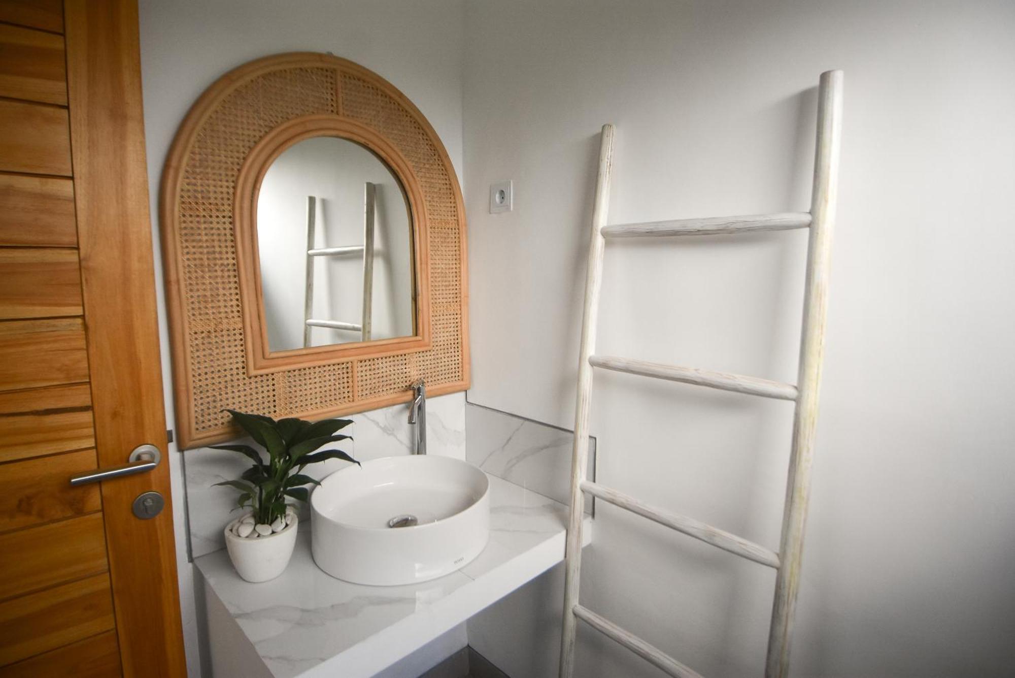 Three Palms Surf & Stay Medewi Airsatang Eksteriør billede