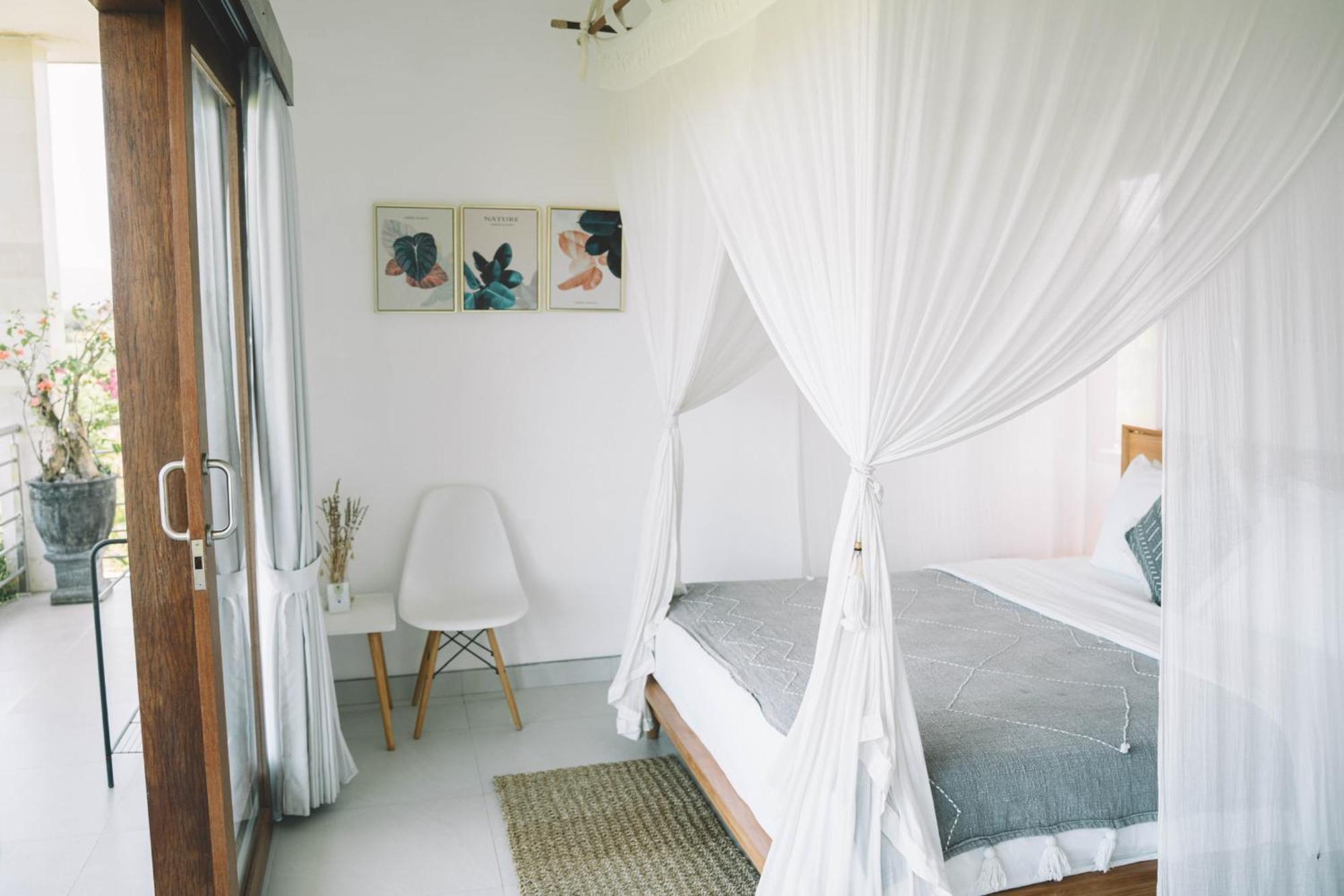 Three Palms Surf & Stay Medewi Airsatang Værelse billede