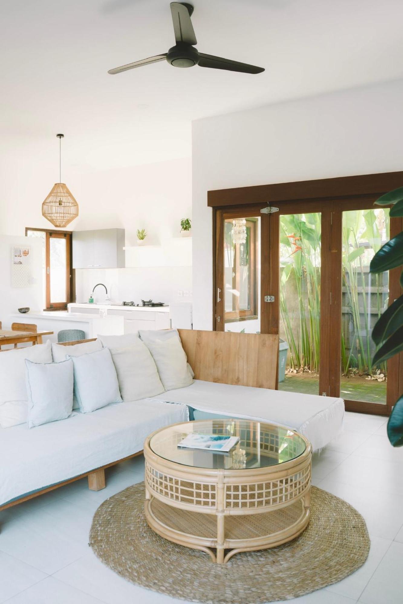 Three Palms Surf & Stay Medewi Airsatang Eksteriør billede