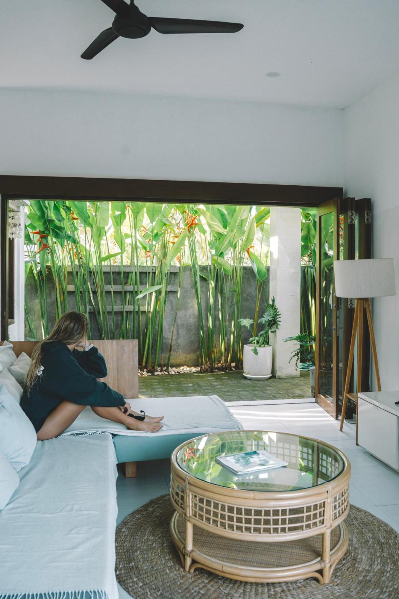 Three Palms Surf & Stay Medewi Airsatang Eksteriør billede